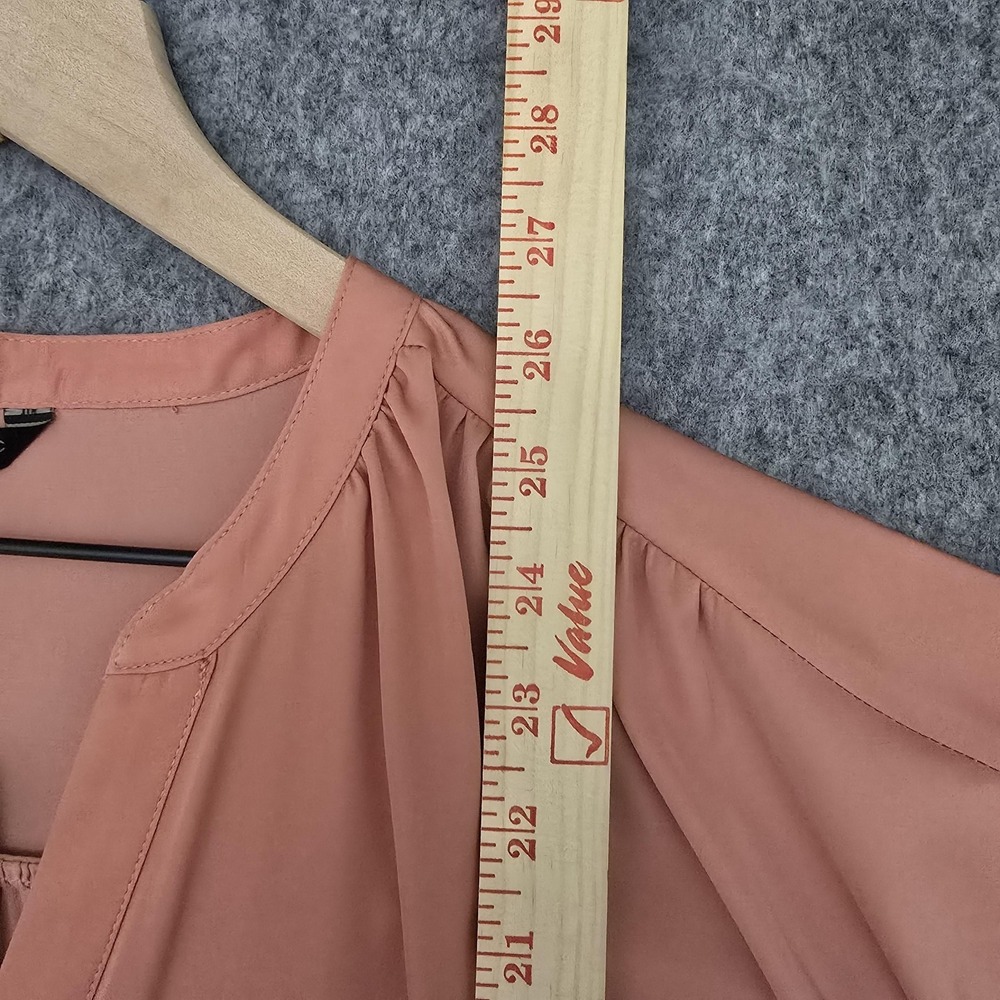 Banana Republic Blouse Women L Petite Pink Amaretti Button V Neck Cap Sleeve Top - Picture 10 of 11